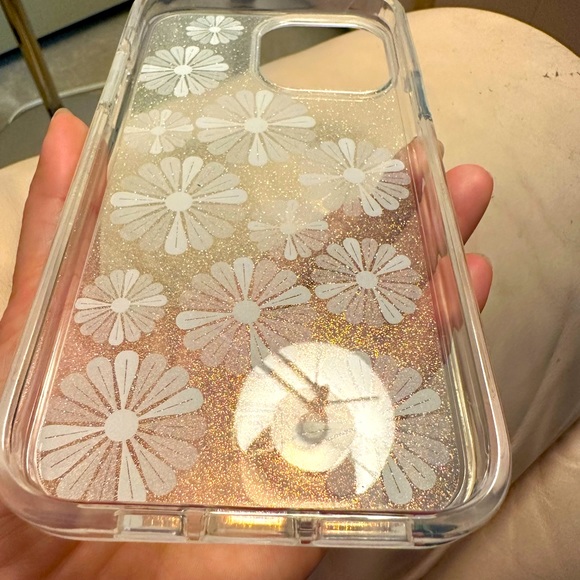 Incipio IPhone 12/13 Pro Max Casing - Picture 3 of 5